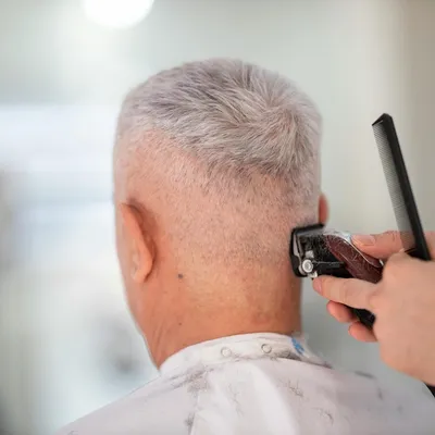 Taglio moderno in esecuzione